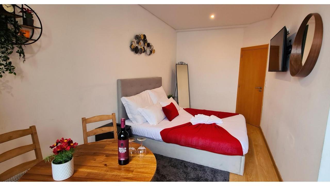 Rentalist Apartaments- Santa Catarina Porto Eksteriør bilde