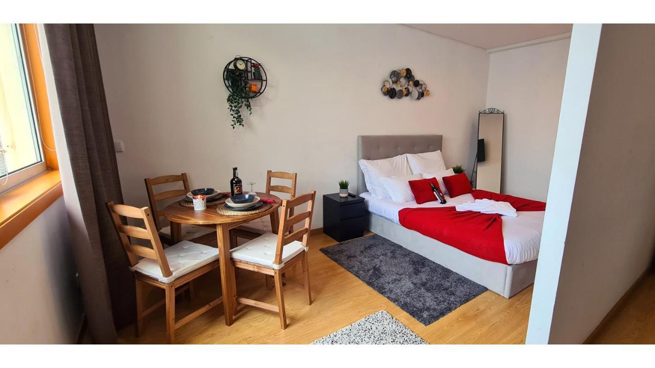 Rentalist Apartaments- Santa Catarina Porto Eksteriør bilde